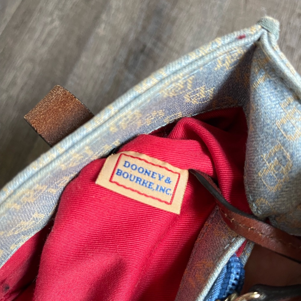 Dooney & Bourke Vintage signature jaquard logo print purse - Picture 16 of 16
